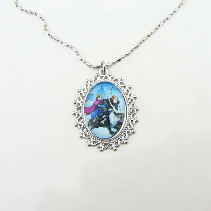 FROZEN PENDANT Silver Plated CHAIN NECKLACE ROYAL PRINCESS Elsa & Anna