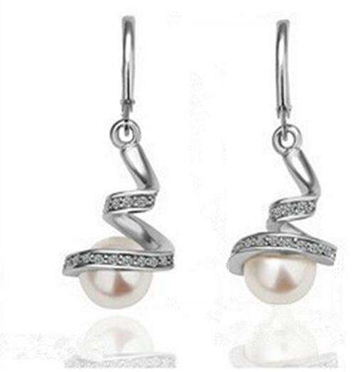 Elegant Pearl Crystal Rhinestone Ear Stud Silver Dangle Earring