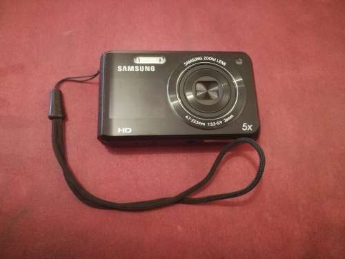 Samsung Dual View Camera - DV100 - Excellent Condition