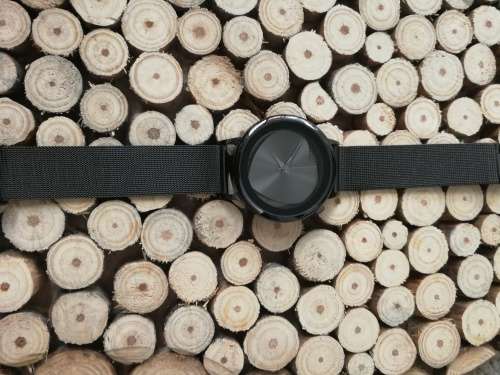 Black floating Heart with stainless Steel mesh band