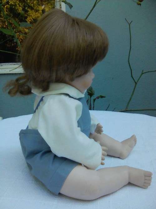 PORCELAIN DOLL, 38CM