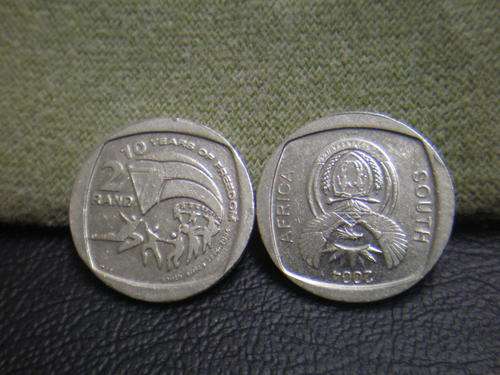 MANDELA 10 YEARS OF FREEDOM R2.............BARGAIN