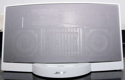 BOSE IPOD DOCKING STATION