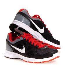 ***Nike Revolution - RIDICULOUSLY LOW Auction - HOT Bargain!!!***