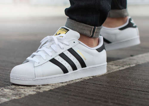 ***ADIDAS SUPERSTAR SNEAKERS (UK 4.5,5,6,7)***