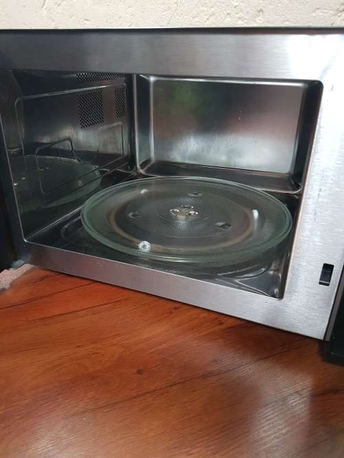 Russell Hobbs 28L Microwave black