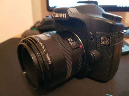 Canon 50D Dslr Body + Battery + Charger + memory card