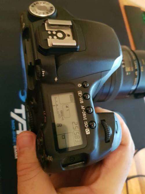 Canon 50D Dslr Body + Battery + Charger + memory card