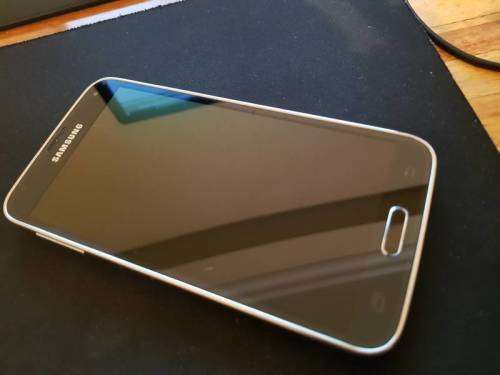 Samsung Galaxy S5 16gb - Mint Condition