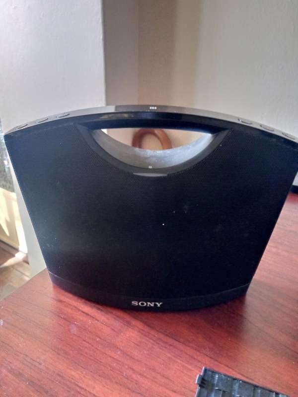 Sony Wireless Speaker System  SRS-BTM8