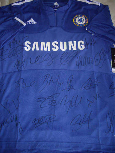 SQUAD SIGNED CHELSEA HOME SIGNED TOP + COA