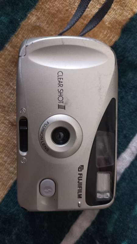 FUJIFILM CLEAR SHOT CAMERA