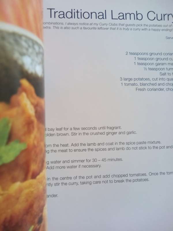 Curry Me Home Again (Soft Cover) Yudhika Sujanani