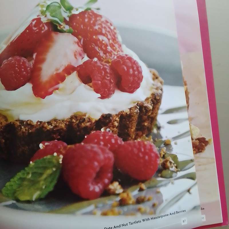 Effortless Entertaining (Soft Cover) Sharon Glass