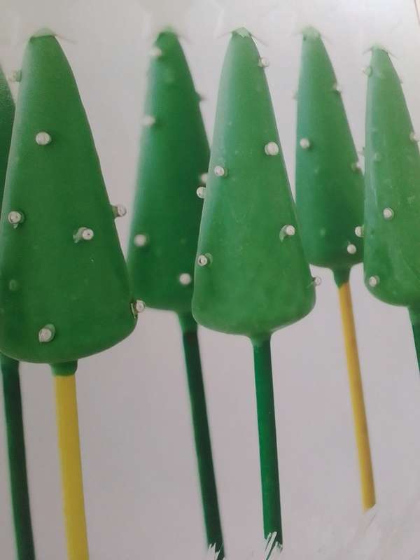 Cake Pops (Hardcover) Over 40 Delicious Recipes