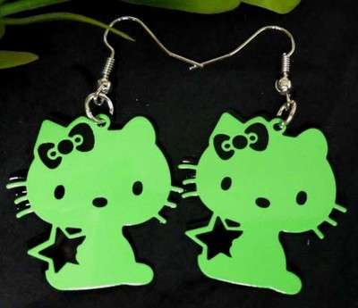 Cute!! * Green & Black Hello Kitty Dangle Earrings *