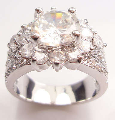 L@@K!! * 14k White Gold Wedding Engagement Ring Size 8 / Q *
