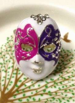 * Pink & Purple Facebook Mask Adjustable Diamante Cocktail Ring *