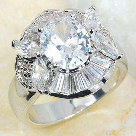 * 925 Silver White Topaz Ring Size 9 / R *