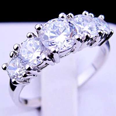 Sparkling! * 9k White Gold CZ Engagement Ring Size 8 / Q *