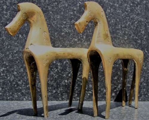 FOR PAMELA GREYLING - Set of 2 bronze Etruscan horses