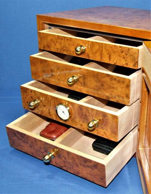 FOR BRENDAANN98 - 4 Draw Gentili Olmo cigar humidor