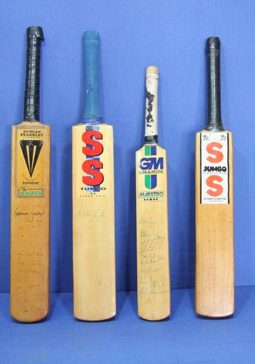 4 Mini Cricket Bats unknown signatures