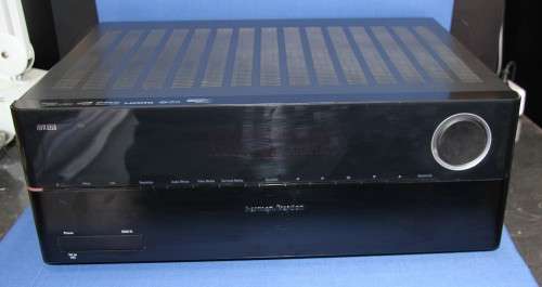 Harman Kardon AVR 370 - 7.2-Channel Wireless Network Connected AV Receiver