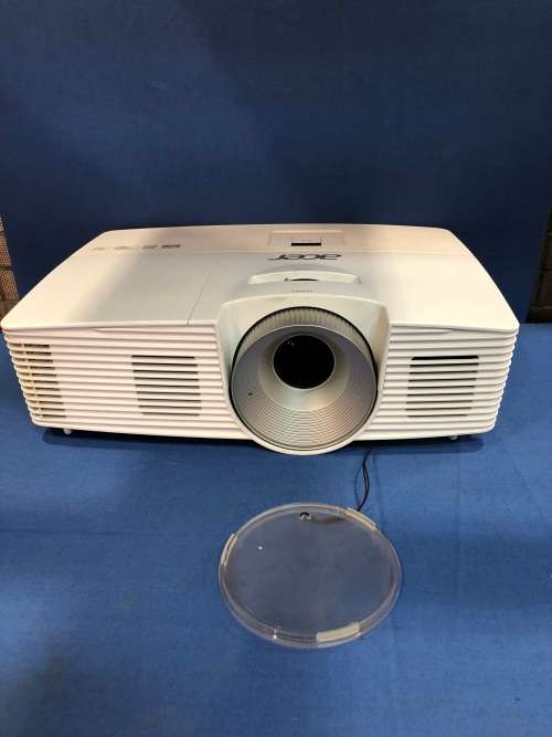 Acer H5380BD Home Theater Projector (White)