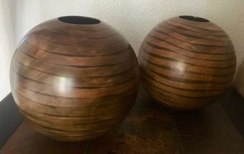 Set of 2 Wooden Pots