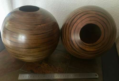 Set of 2 Wooden Pots