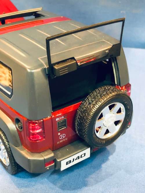 ON SALE!!! Large Jeep BJ 40 1:18 Diecast Collectable Model Car