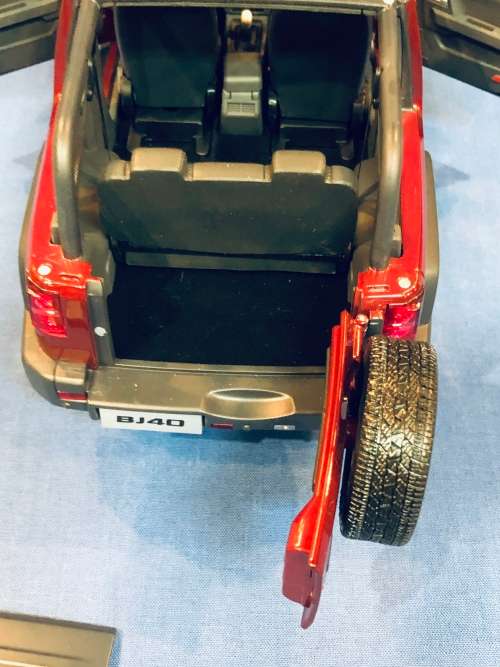 ON SALE!!! Large Jeep BJ 40 1:18 Diecast Collectable Model Car