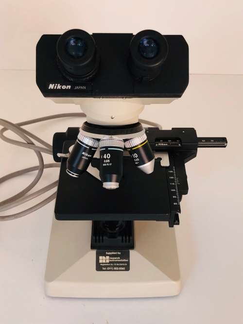Nikon SE Binocular Microscope with Quadruple Turret