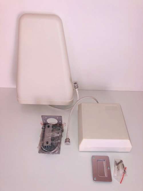 Smart Dual Band Cellphone Signal Booster Full 2G/ 3G/ 4G- 150Sq.M. Model JS-DB900/2100.