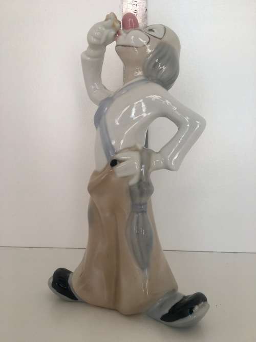 Stunning Tengra Spain hand made Clown with Umbrella