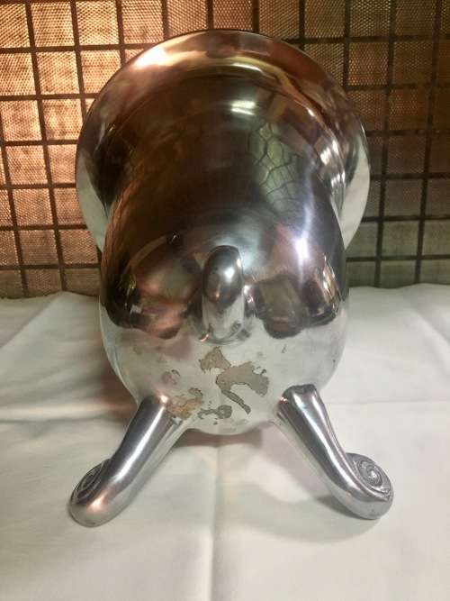 Lovely Wine Cooler - Styled SIMILAR to Carrol Boyes