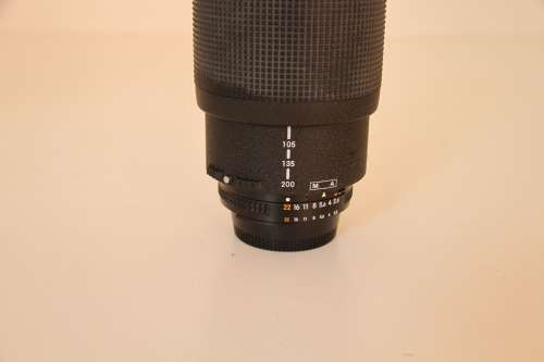 Nikon ED 80 - 200mm 1:2.8 D Zoom Lens
