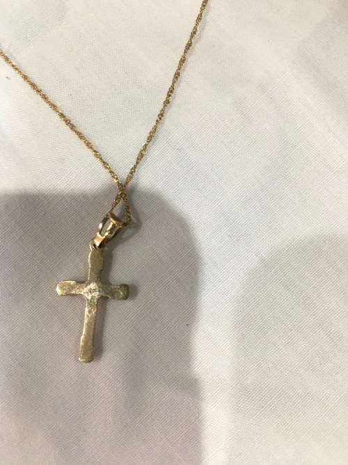 9ct Gold Fine Chain with Cross Pendant