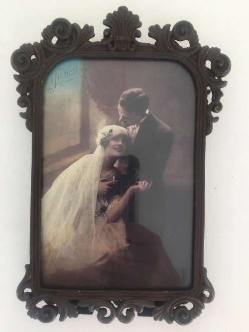 Antique Style Metal Photo Frame