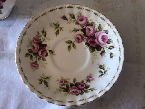 Stunning Royal Albert June Roses Flower of the Month Series Duo