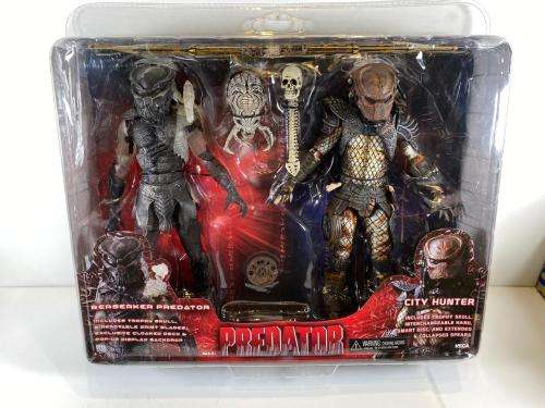 Predator Berserker & City Hunter NECA Figures Double Pack - New