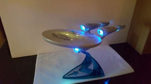 Star Trek USS Enterprise Ship Replica - Light Up Model (NO BOX)