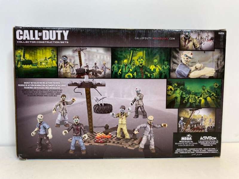 Call Of Duty Mega Bloks Collector Series Zombie Horde Building Set