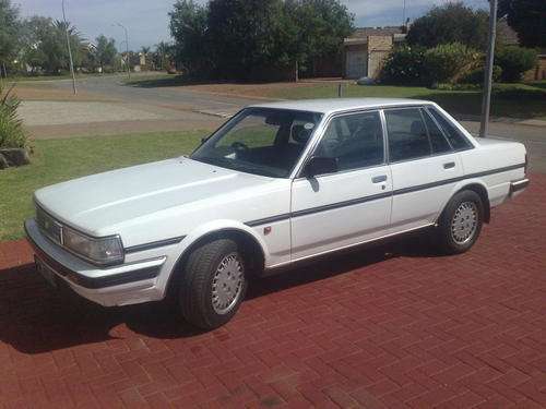 R1 NO RESERVE 1991 TOYOTA CRESSIDA GLI6 A/T EXECUTIVE