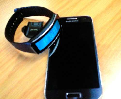 Samsung S4 mini and gear fit 1