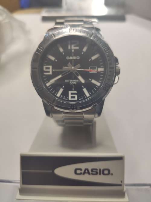 Casio Analogue watch - new in box