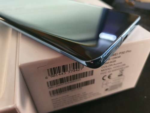 Huawei P30 Pro - with extras