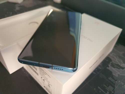 Huawei P30 Pro - with extras