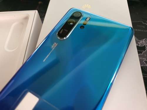Huawei P30 Pro - with extras